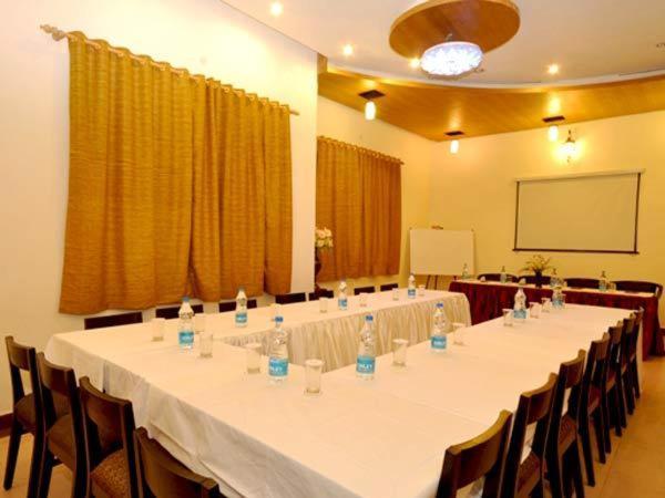 Hotel Suman Paradise Nainital Zewnętrze zdjęcie