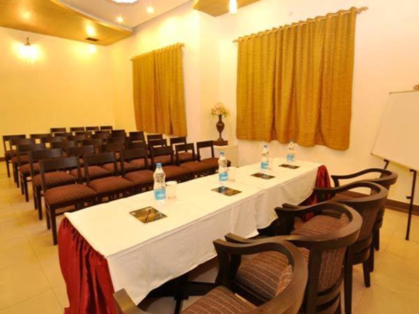 Hotel Suman Paradise Nainital Zewnętrze zdjęcie